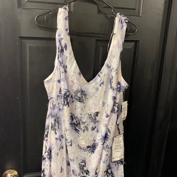 8..Alex Evenings Floral Tea Length Dress - Picture 4 of 8